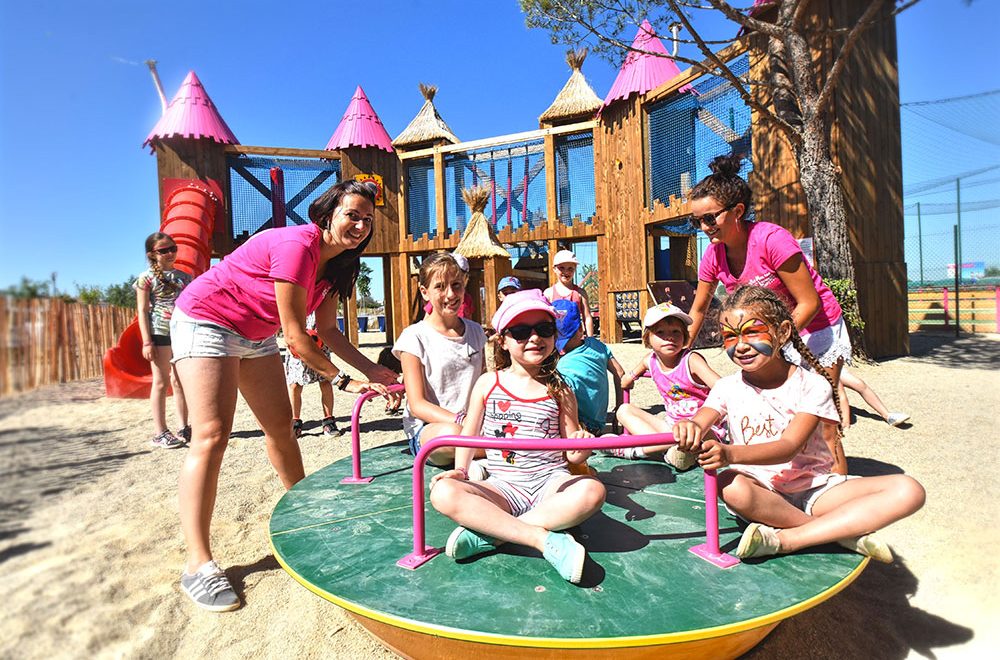 Mas Des Lavandes Campsite: Kids Activity Playground2